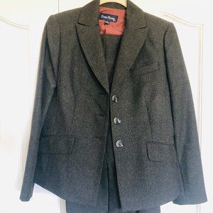 Women's Business Pant Suit